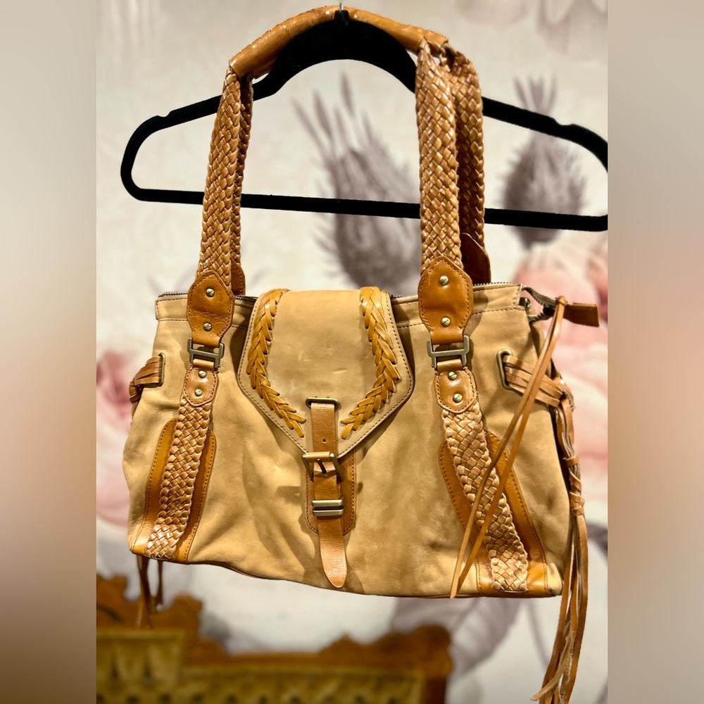Cole Haan, Tan leather, Medium to Large size, Shoulder Bag.